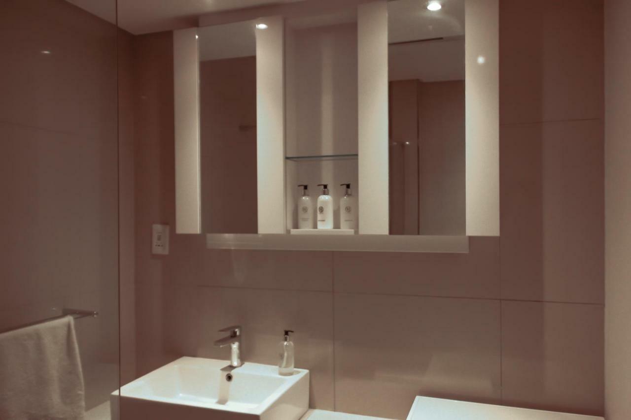Itowers Studio Suite Габороне Екстер'єр фото